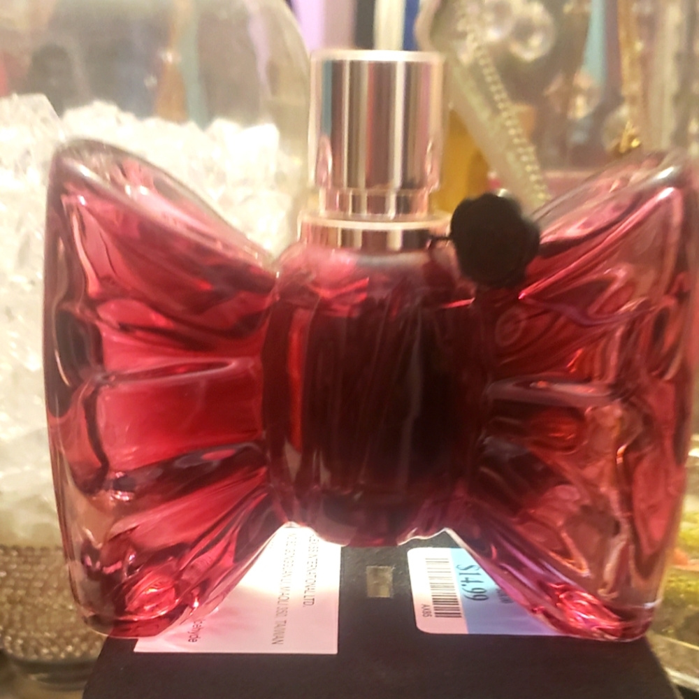 Viktor and Rolf Bonbon